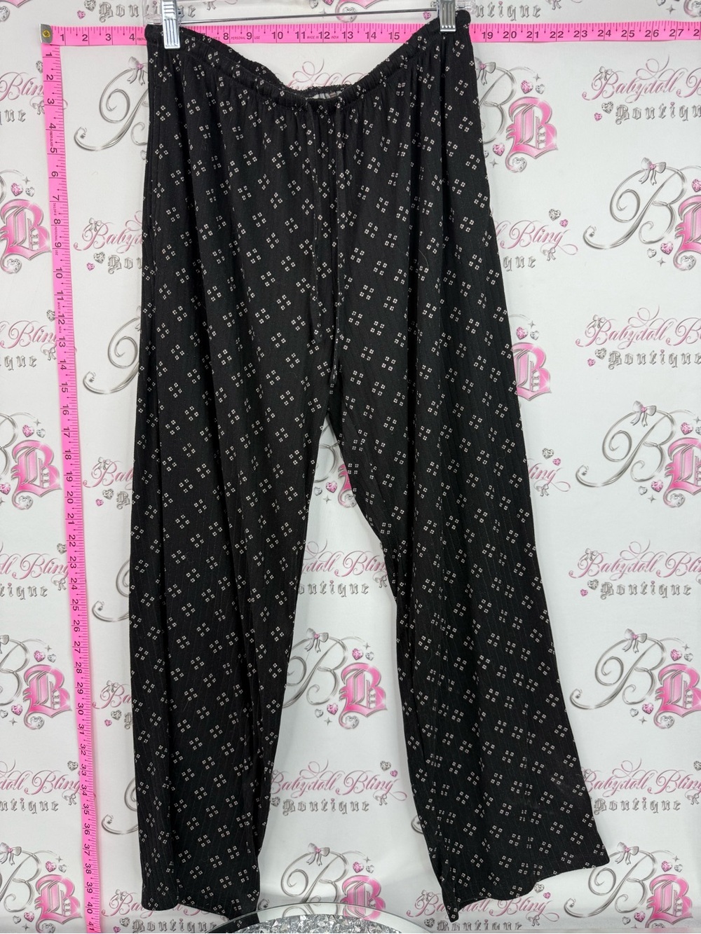 Flora Nikrooz pants Black Wide-Leg Lounge Pants with White Dot Diamond Print